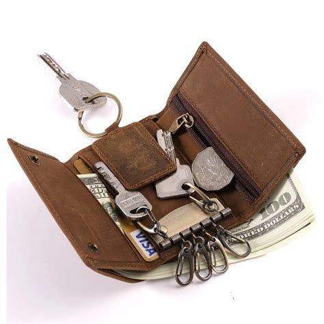 wallet that attaches to keys.